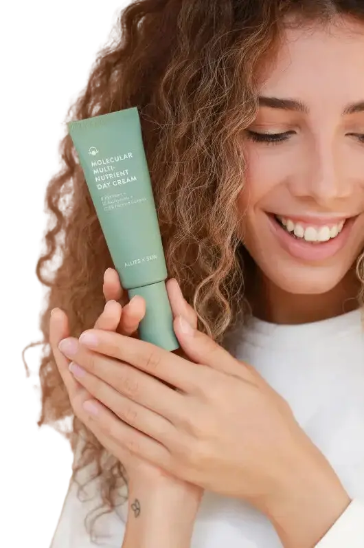 MOLECULAR MULTI-NUTRIENT DAY CREAM ДНЕВНОЙ КРЕМ ДЛЯ ЛИЦА MOLECULAR MULTI-NUTRIENT DAY CREAM ДНЕВНОЙ КРЕМ ДЛЯ ЛИЦА4